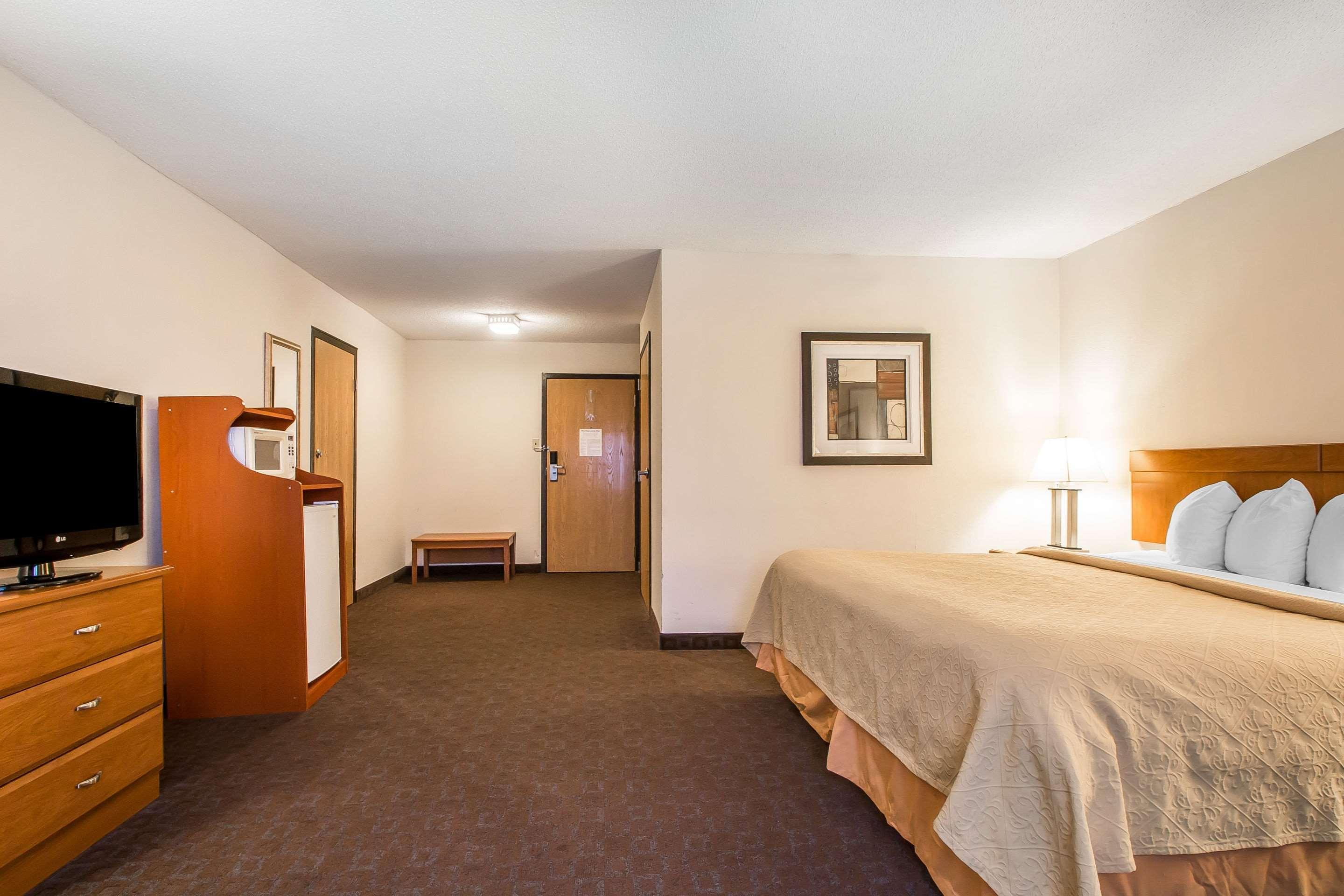 Quality Inn Morris I-80 Екстер'єр фото