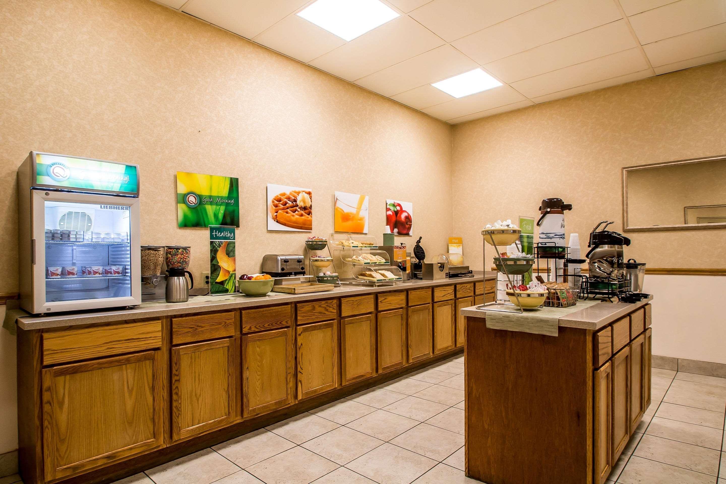 Quality Inn Morris I-80 Екстер'єр фото