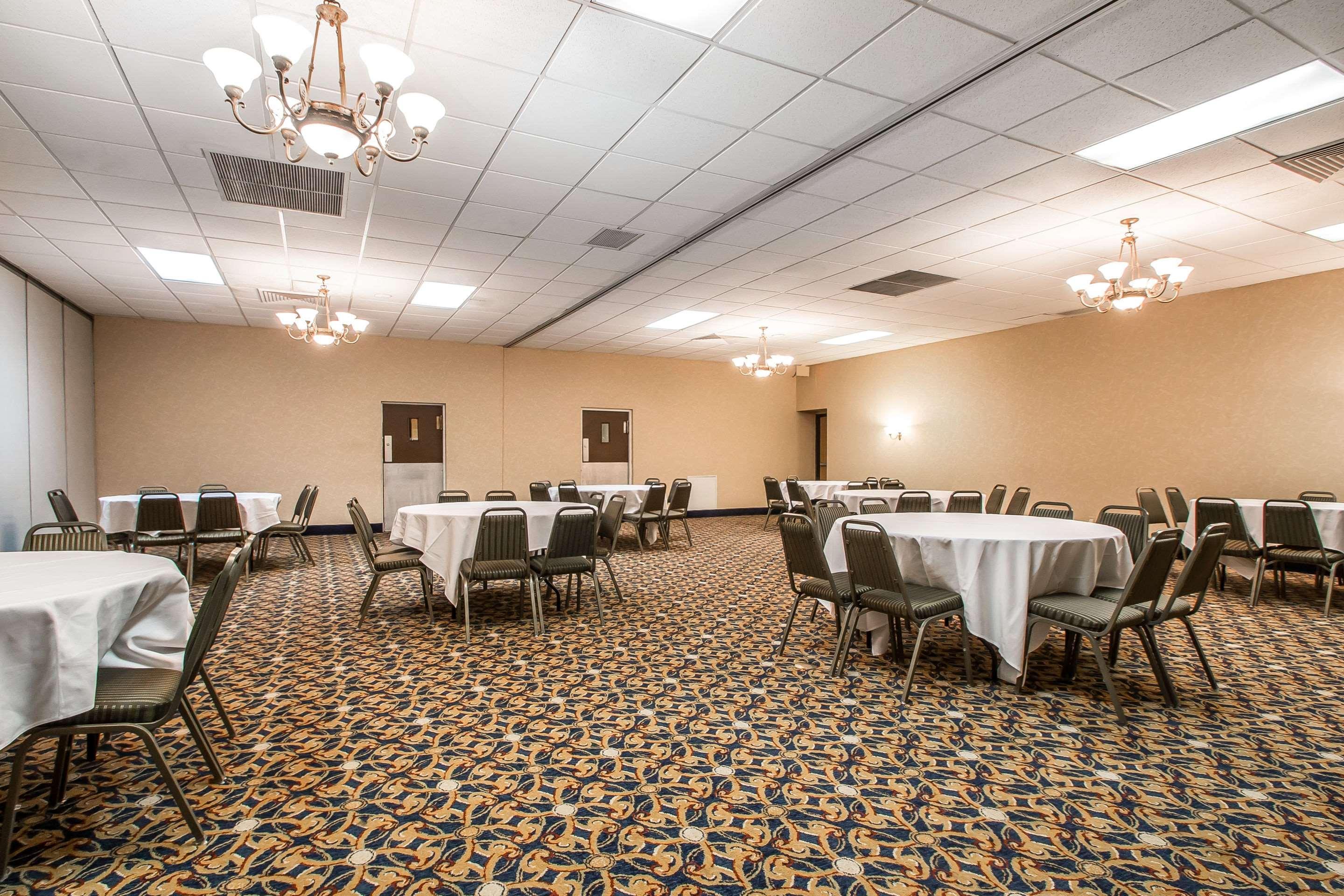 Quality Inn Morris I-80 Екстер'єр фото